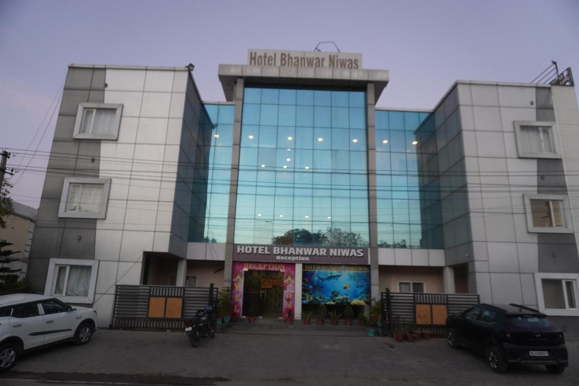 Hotel Bhanwar Niwas Dźajpur Zewnętrze zdjęcie